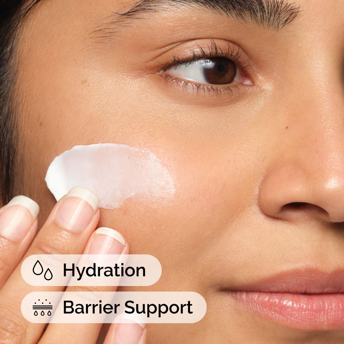 natural-moisturizing-factors-ha-x6 ord-natural-moisturizing-factors-ha-model-application-with-benefits.jpg